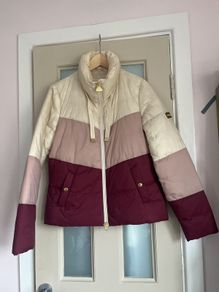jackets- This is new , without tags, never worn. A very stylish , springtime Barbour jacket, warm but light, in a fabulous colour combo of on trend burgundy, lavender and cream.