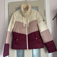 jackets- This is new , without tags, never worn. A very stylish , springtime Barbour jacket, warm but light, in a fabulous colour combo of on trend burgundy, lavender and cream.
