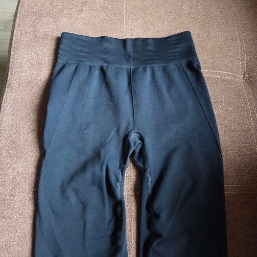 Professional Peach Perfect Regular Waist  leggings size S