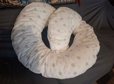 Pregnancy Pillow used once. Paid 50e.