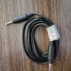3.5mm auxiliary (AUX) audio cable