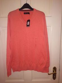 Coral V Neck Men's Jumper BNWT brand new