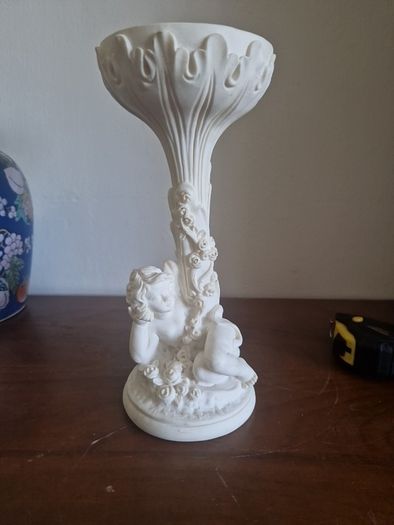 vintage resin cherub . . italian