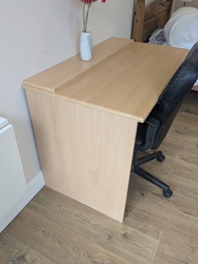 Office/Study desk & chair