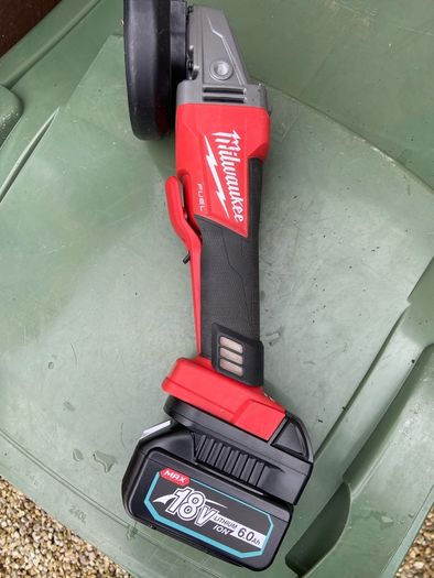 Milwaukee adapter for makita battery