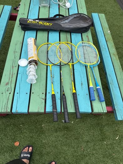 badminton rackets and shuttles