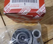 Genuine Toyota Land Cruiser, 13505-67041 (idler Sub-assy, Timing Belt, No.1)