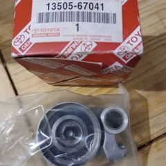 Genuine Toyota Land Cruiser, 13505-67041 (idler Sub-assy, Timing Belt, No.1)
