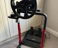 Moza Racing R5 with KS Pro, Next Level Racing Stand Lite 2.0