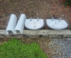 Wall-Hung Wash Hand Basins with Taps + 2 Pipe Covers