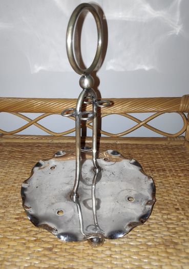 Antique J.B.Chatterley & Sons Silver Plated Egg Server Holder (missing cruet cups &  egg spoons)