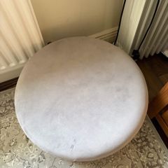 pouffe / ottoman with storage