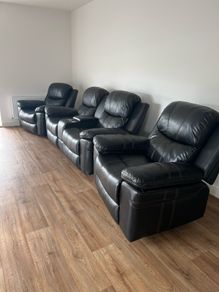 Set of sofa and two arm chairs - recliner