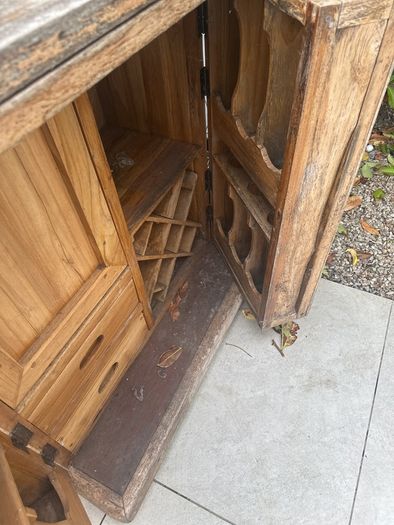 Bar for garden