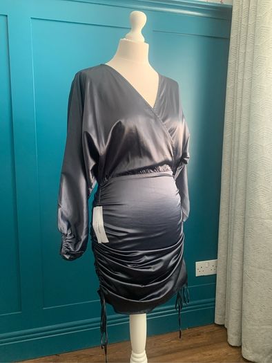 Bubbleroom satin midi dress. Size 10