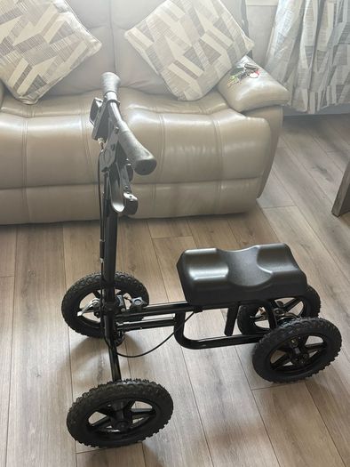 Knee Walker (knee scooter)