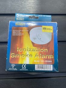 Ionisation smoke alarm