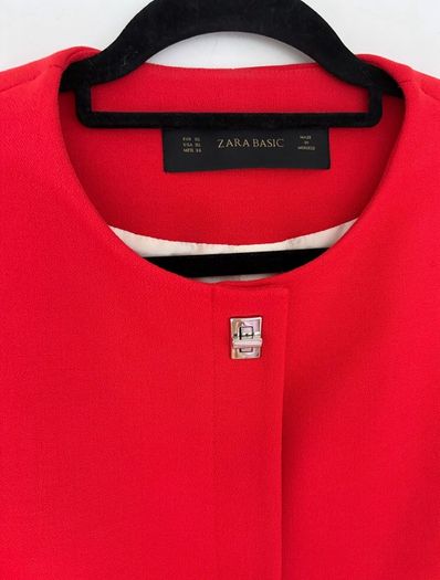 Zara boxy shape red blazer