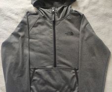 Boys The North Face Tek Glacier 1/4 Zip Hoodie Size L (14/16)