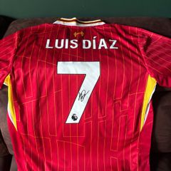 Luis Diaz signed Liverpool jersey