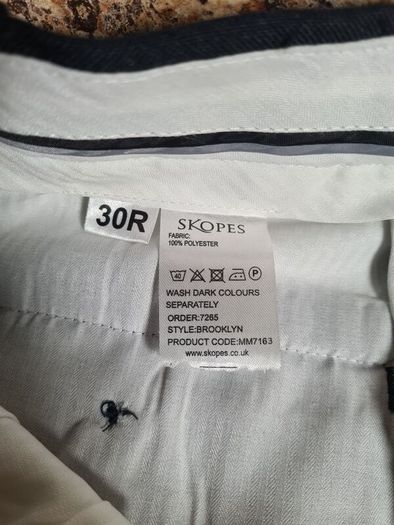 SKOPES trousers mens Size W 30 regular leg navy BRAND NEW BNWT