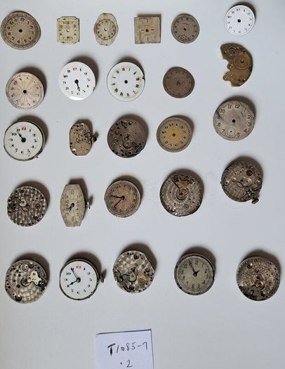 Lot of 26 x Wristwathes and Dials for Parts or Repair