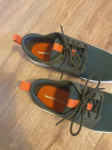 Unisex moccasin