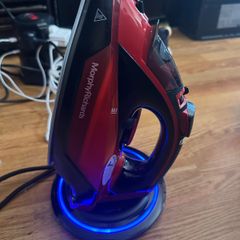 Morphy Richards Easycharge Cordless Steam Iron