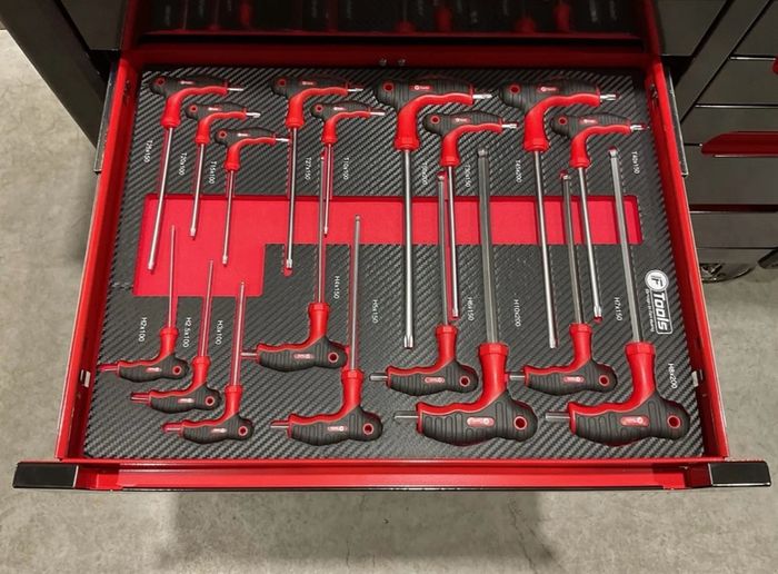 Brand New 12drawer Tool Chest Full Of Tools