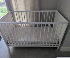 Cot bed 120 x 60cm