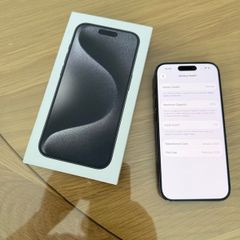 iPhone 15 pro Sim free