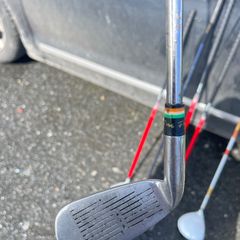 6  golf clubs