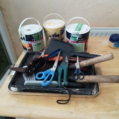 free paints and garden tools