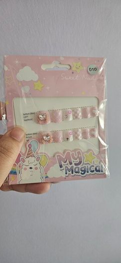 Heart, Bow, Checkered Press on Nails in Pink and White for Kids