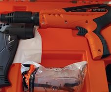 Spit P370 Steel Nail Gun