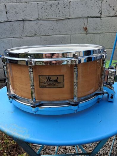 Pearl Freefloating Snare