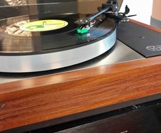 Legendary Linn Sondek LP12 Transcription Turntable fully professionally serviced and fully Recapped and Valhala power supply upgraded and rebuilt
