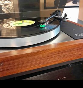Legendary Linn Sondek LP12 Transcription Turntable fully professionally serviced and fully Recapped and Valhala power supply upgraded and rebuilt