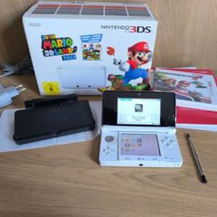 Nintendo 3DS Ice White Super Mario 3D Land boxed