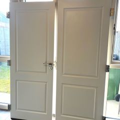 Interior White Wooden Double Doors