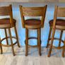 bar stools Image 4