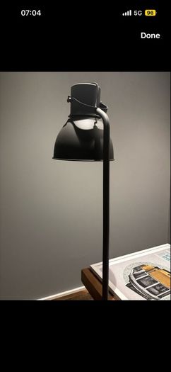 floor lamp