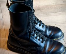 Dr. Martens 1490 Leather Boots UK 7 (EU 41)