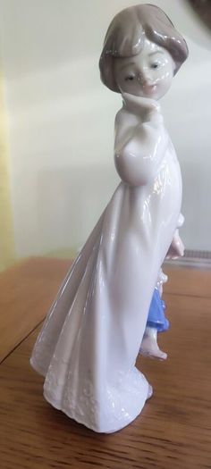 Vintage 1989 Lladro By Nao Girl With Rag Doll Figurine #1108 Hand Made In Spain
