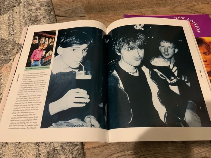 Blur Books 90s Vintage