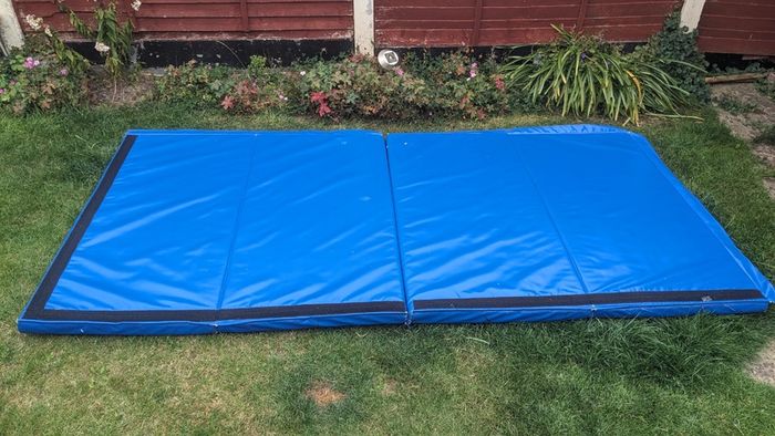 Sure Shot Foldable Double Mat (4 Fold) | 8Ft X 4Ft X 50Mm - Blue