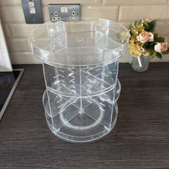 Rotating Make up organiser