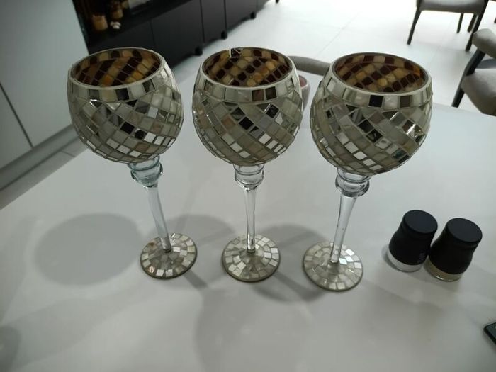 3 x Decorative glasses