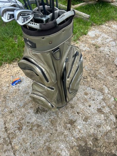 Drivers, woods, irons, putter and bag for sale read description