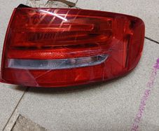 R/h Rear Lamp for a 2009 A4 Avant Estate